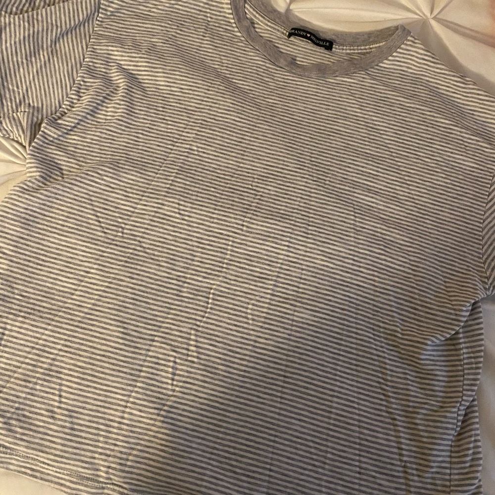 Brandy Melville tshirt